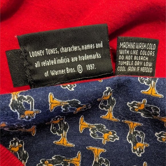 Classic LOONEY TUNES COLLECTIONS Short sleeves Daffy Duck PJ Romper 1990's M - Picture 5 of 5